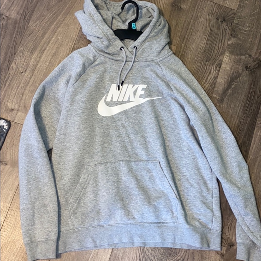 Gray Nike Hoodie✨‼️